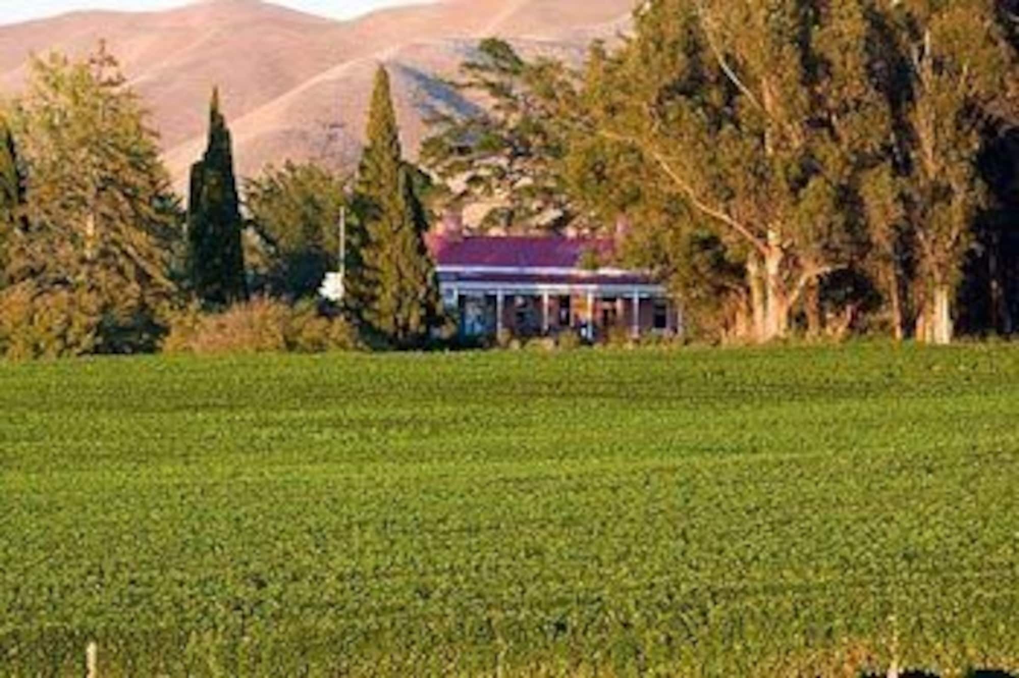 Hotel Ugbrooke Country Estate Lower Dashwood Exterior foto